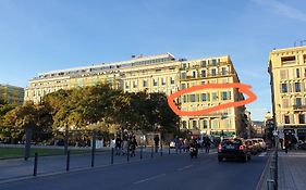 Spacious 3 Bedroom Flat Nice Center - Magnificent View-Parking